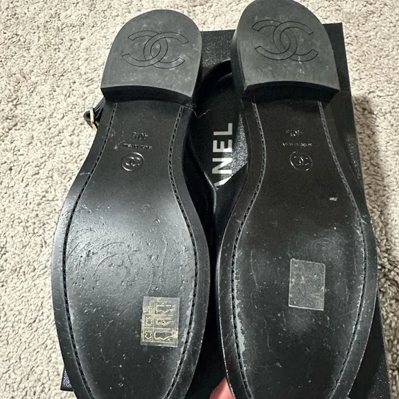 CHANEL Black Leather Slingbacks - Picture 4 of 7